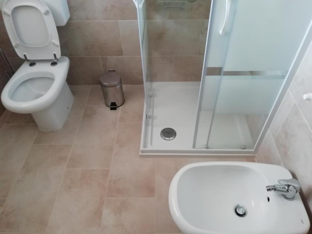 Calicantus Bed And Breakfast Albenga Exterior foto